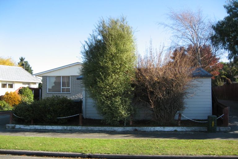 Photo of property in 27 Harling Avenue, Hillmorton, Christchurch, 8025