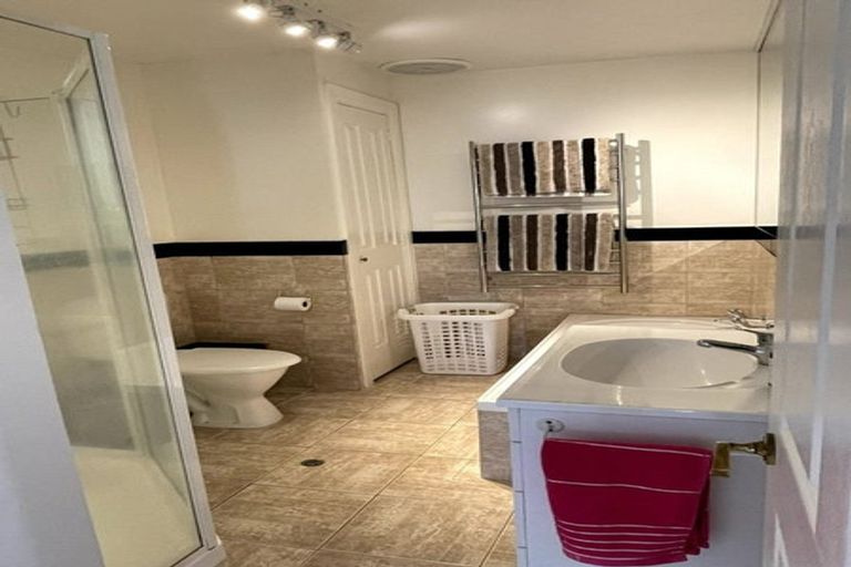 Photo of property in 2b Macdonald Crescent, Te Aro, Wellington, 6011