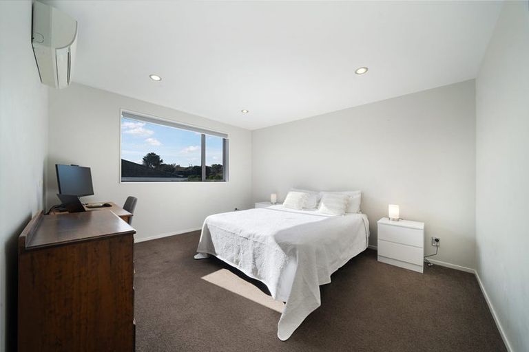 Photo of property in 133h Connell Street, Blockhouse Bay, Auckland, 0600