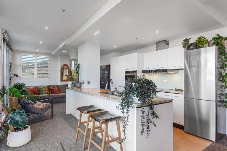 Photo of property in Maison Apartments, 111/16 Huron Street, Takapuna, Auckland, 0622