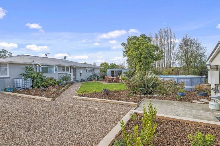 Photo of property in 4 Kainga Road, Kainga, Christchurch, 8083