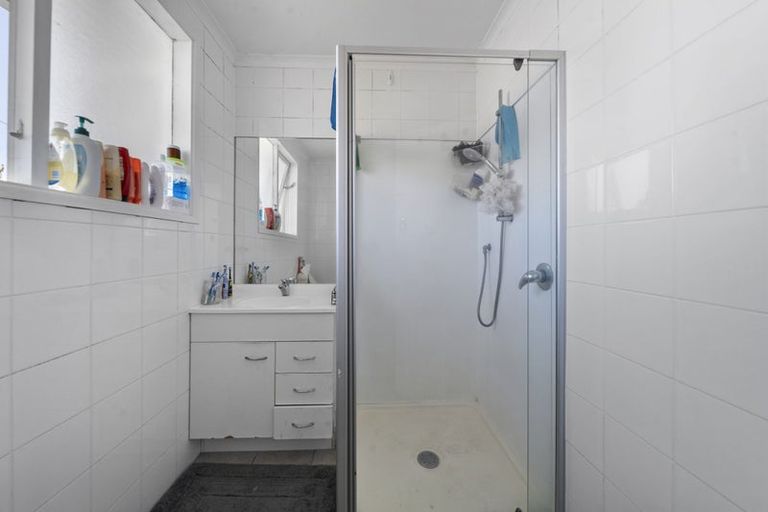 Photo of property in 15 Eden Street, Mangere East, Auckland, 2024