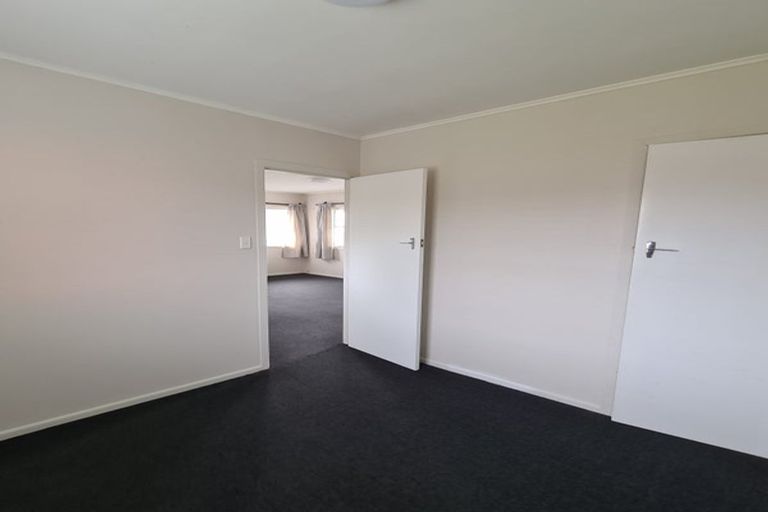 Photo of property in 2/7 Chapel Street, Papakura, 2110