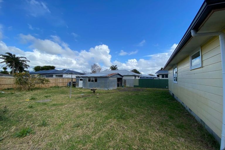 Photo of property in 30 Cargill Street, Papakura, 2110
