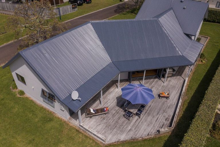 Photo of property in 12 Michelle Lane, Hahei, Whitianga, 3591