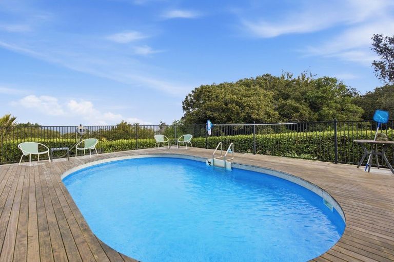 Photo of property in 11 Cameron Town Road, Pukekohe, 2678