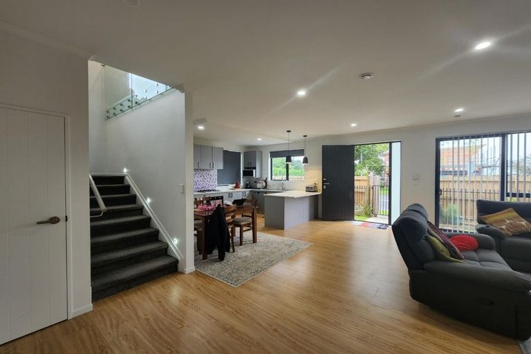 Photo of property in 2 Vanni Lane, Pahurehure, Papakura, 2113