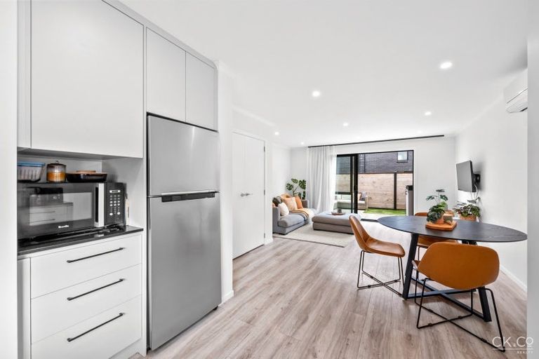 Photo of property in 3 Reakes Crescent, Wallaceville, Upper Hutt, 5018