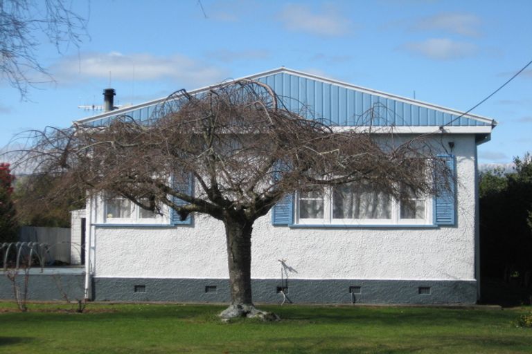 Photo of property in 38 Quinn Road, Levin, 5510