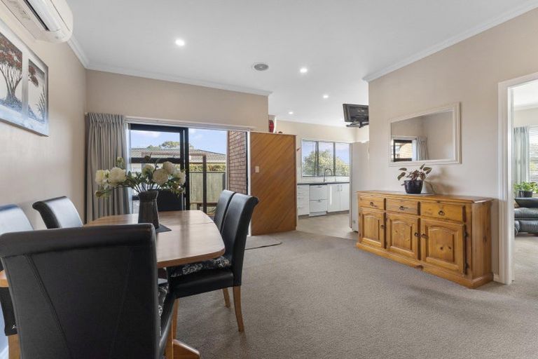 Photo of property in 74a Eatwell Avenue, Paraparaumu Beach, Paraparaumu, 5032