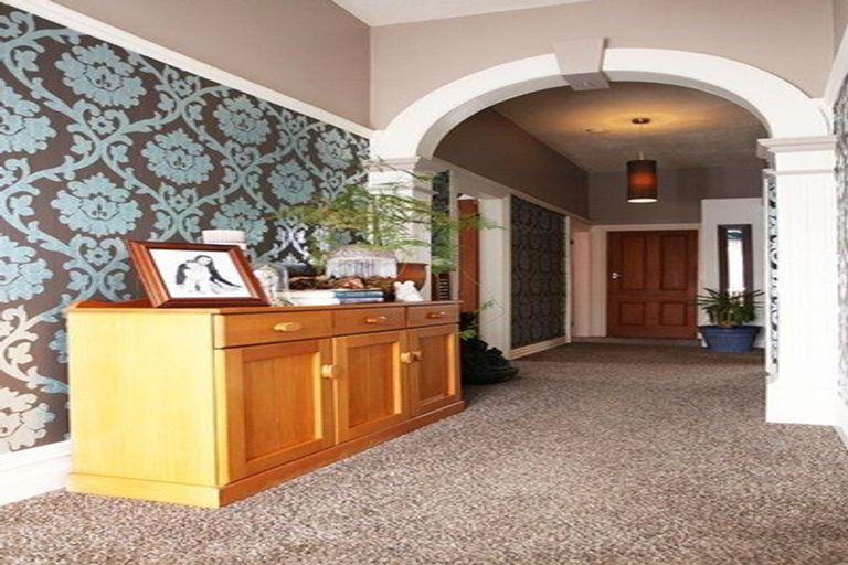 Photo of property in 17 Carnarvon Street, Belleknowes, Dunedin, 9011