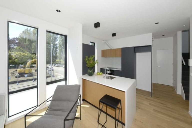 Photo of property in 11/243 Cambridge Terrace, Christchurch Central, Christchurch, 8013