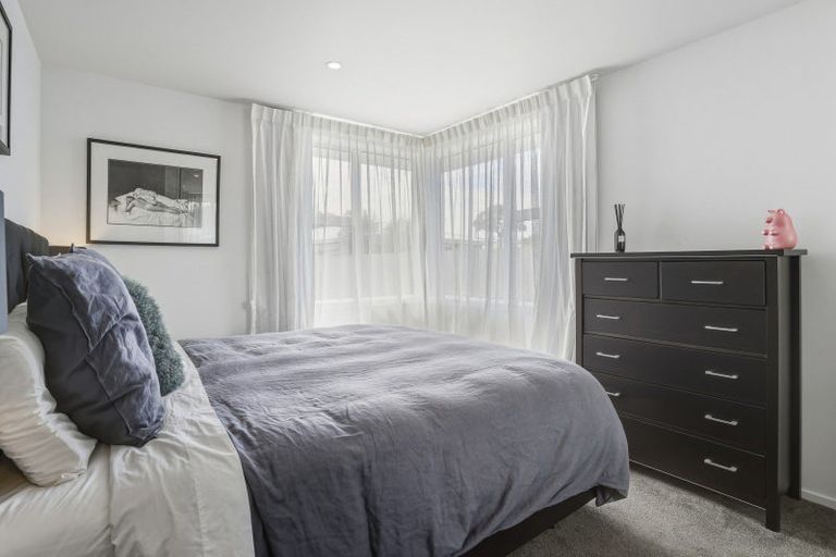 Photo of property in 44a Hargest Crescent, Saint Kilda, Dunedin, 9012