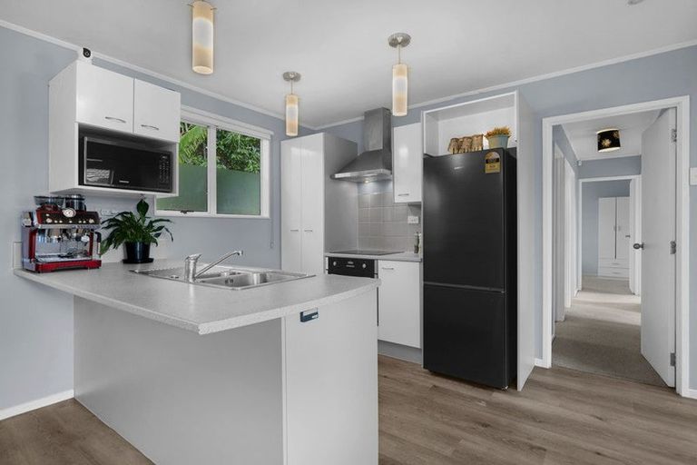 Photo of property in 2/10 Norrie Smith Avenue, Flat Bush, Auckland, 2023