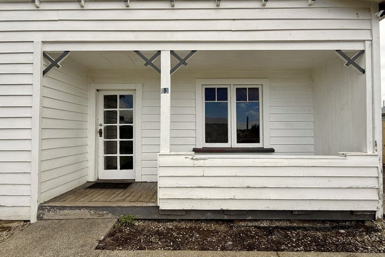 Photo of property in 63 Elles Road, Otautau, 9610