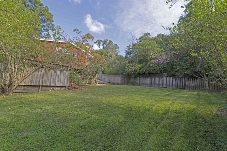 Photo of property in 2/4 James Scott Place, Te Atatu South, Auckland, 0602