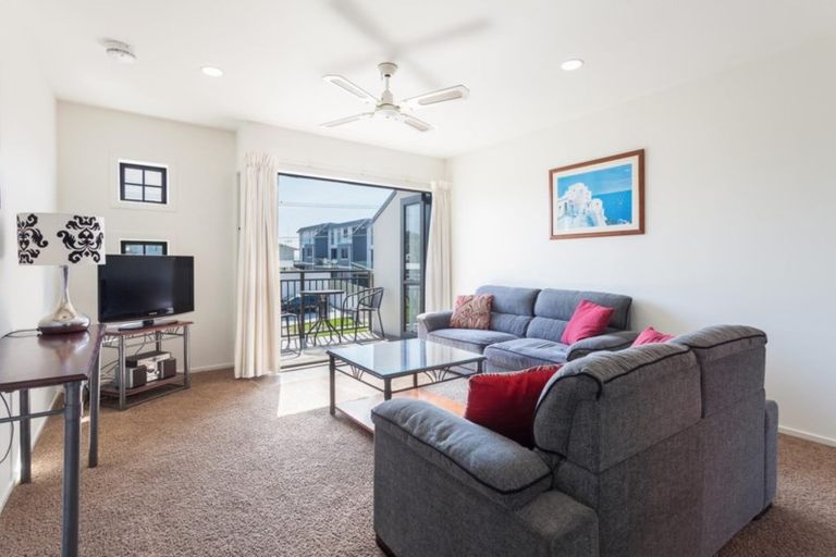 Photo of property in 9/346 Oceanbeach Road, Mount Maunganui, 3116