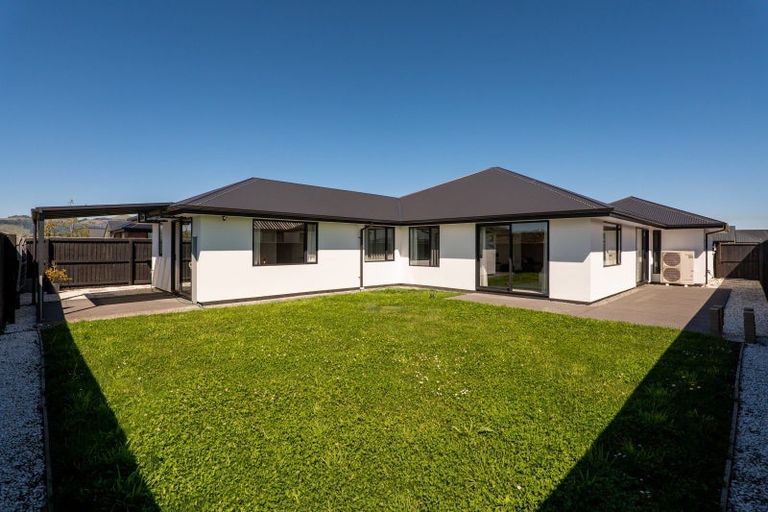 Photo of property in 61 Whitburn Avenue, Halswell, Christchurch, 8025