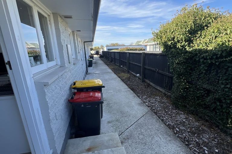 Photo of property in 2/72 Geraldine Street, Edgeware, Christchurch, 8013