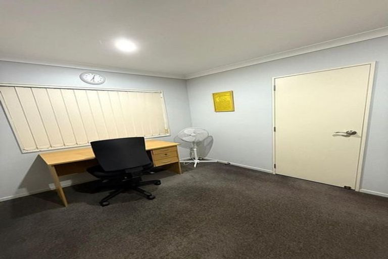 Photo of property in 75 Mili Way South, Ranui, Auckland, 0612