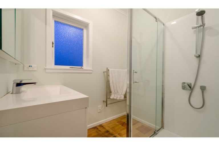 Photo of property in 94 Mcentee Road, Waitakere, Auckland, 0816