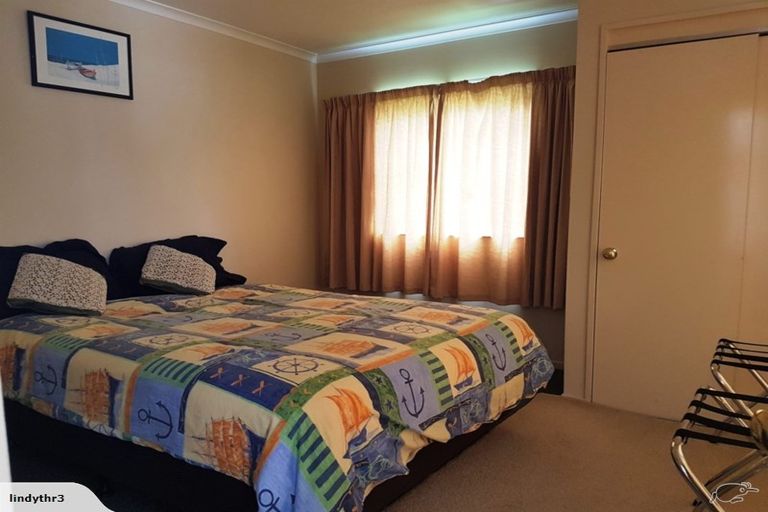 Photo of property in 8c Farnworth Avenue, Holdens Bay, Rotorua, 3010