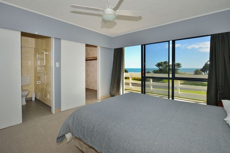 Photo of property in 9 Moana Drive, Mahia, 4198