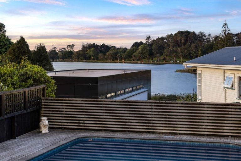 Photo of property in 34 Lake Crescent, Hamilton Lake, Hamilton, 3204