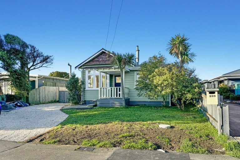 Photo of property in 209 Pine Avenue, South New Brighton, Christchurch, 8062