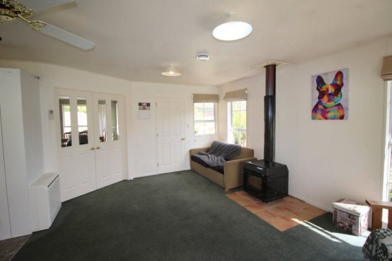 Photo of property in 68 Newcastle Street, Clyde, 9330