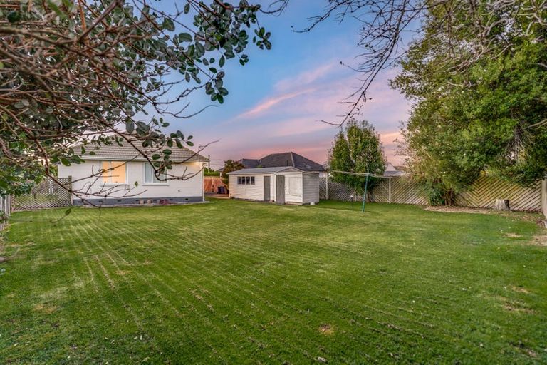 Photo of property in 105 Springs Road, Hornby, Christchurch, 8042