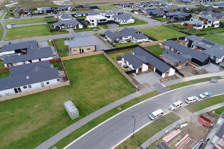 Photo of property in 2/391 Lake Road, Hauraki, Auckland, 0622