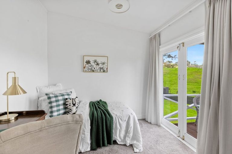 Photo of property in 30 Centennial Park Road, Wellsford, 0900