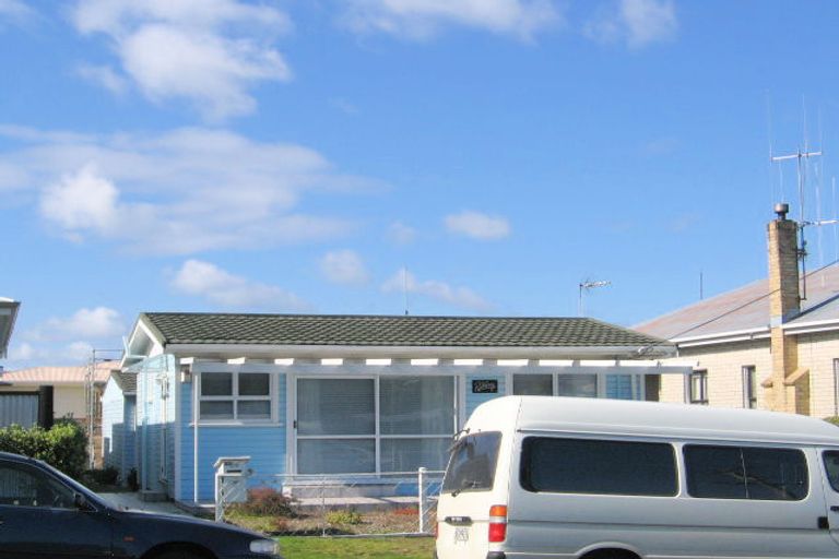 Photo of property in 10 Grove Avenue, Mount Maunganui, 3116