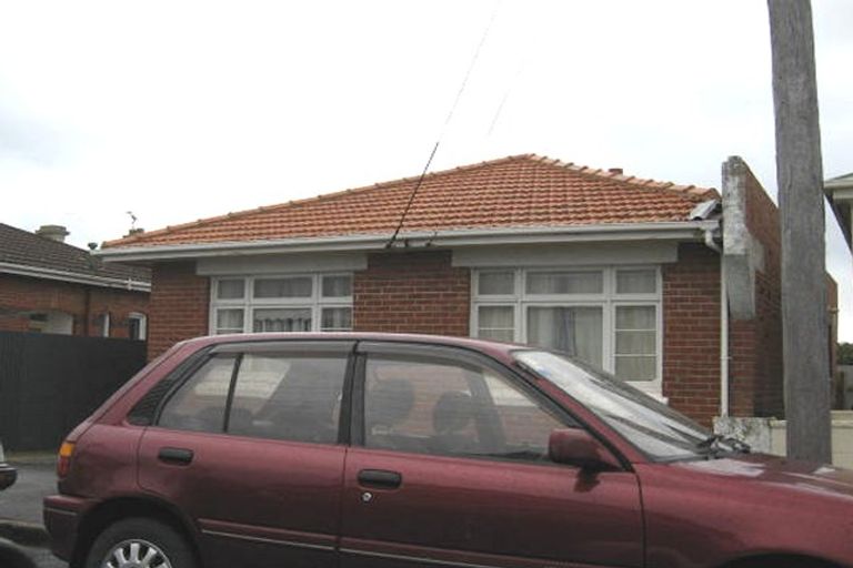 Photo of property in 4 Hall Street, South Dunedin, Dunedin, 9012