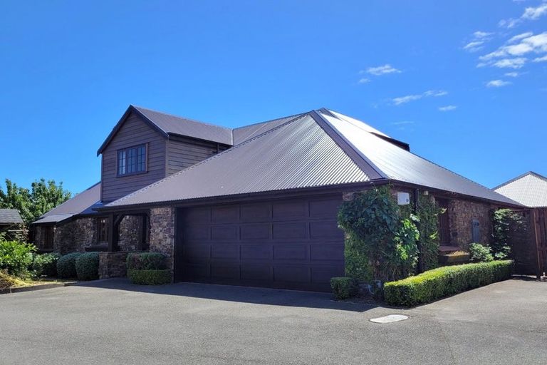 Photo of property in 8 Point Road, Monaco, Nelson, 7011