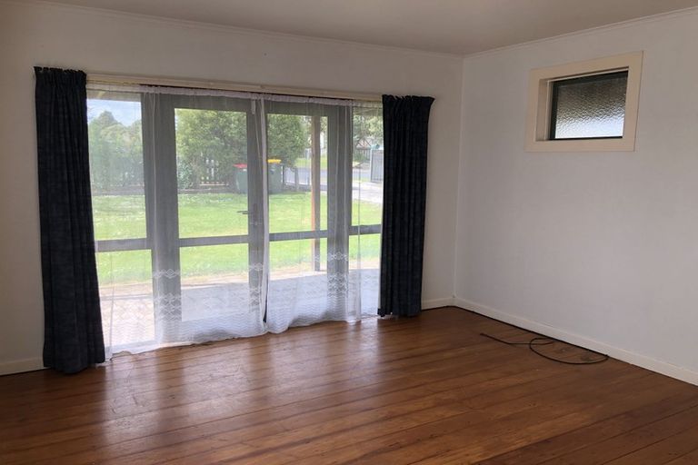 Photo of property in 9 Greers Road, Weymouth, Auckland, 2103