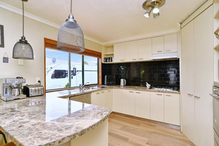 Photo of property in 4 Stopforth Street, Woodend, 7610