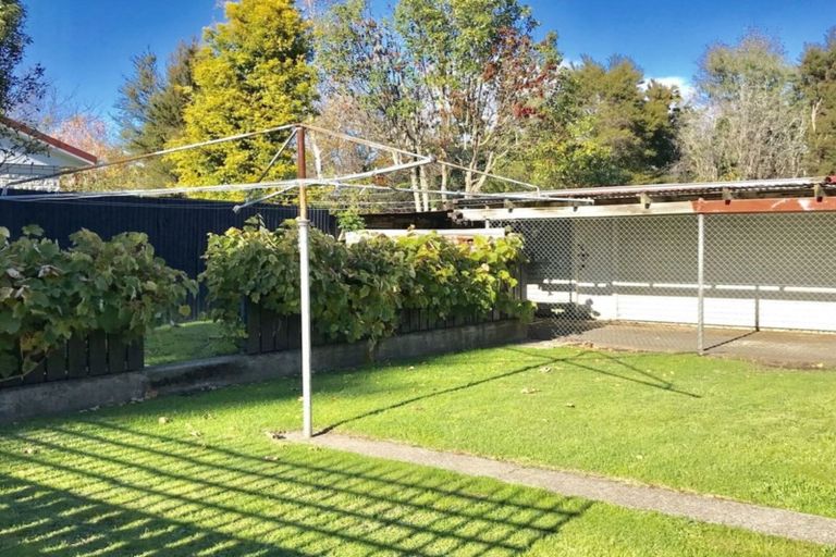 Photo of property in 7 Te Wharekaihua Grove, Turangi, 3334