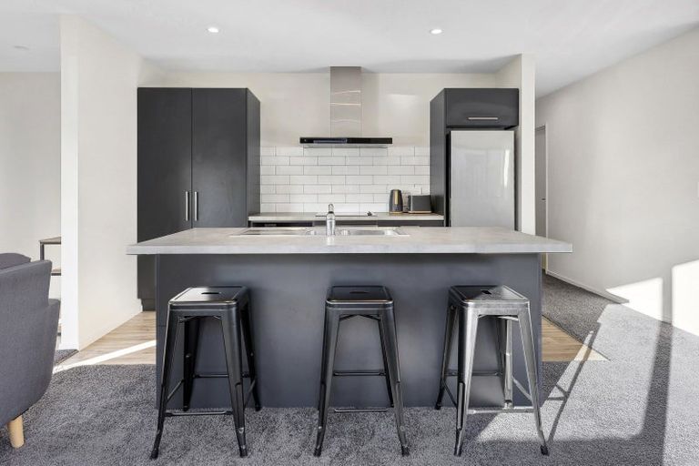 Photo of property in 25 Obelisk Street, Wanaka, 9305