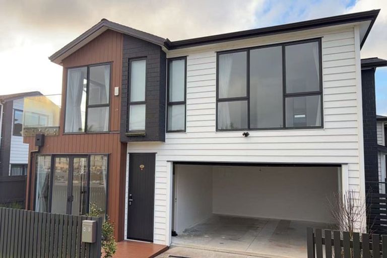 Photo of property in 4e Knights Road, Rosedale, Auckland, 0632