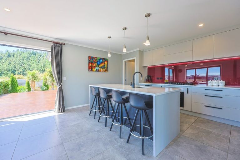 Photo of property in 9 Weatherdeck Close, Whitby, Porirua, 5024