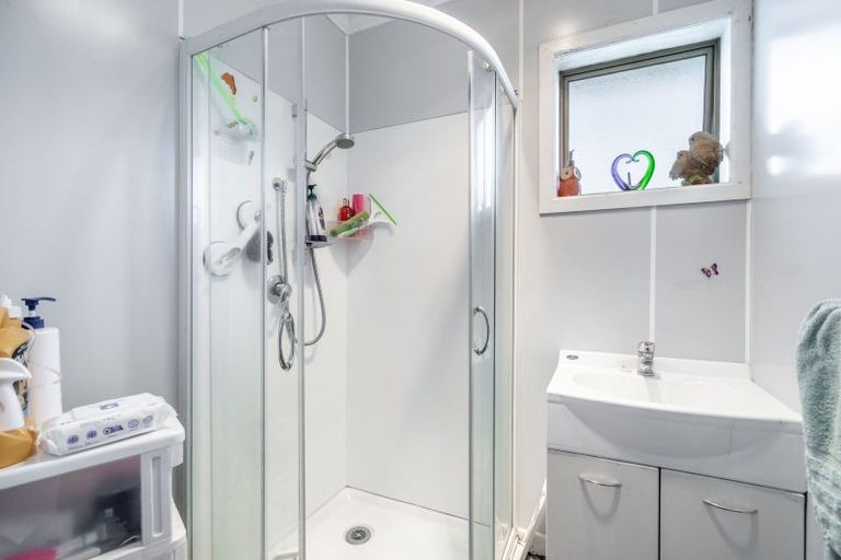 Photo of property in 32 York Street, Strathern, Invercargill, 9812