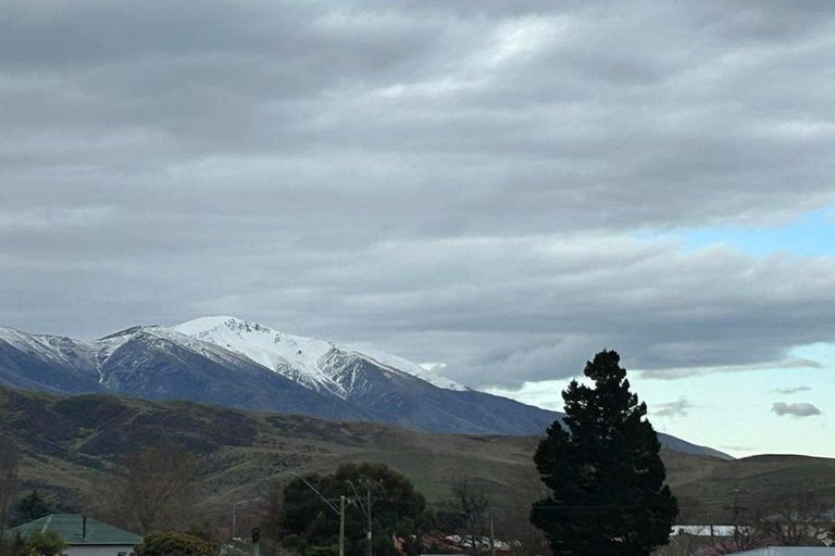 Photo of property in 10 Bowen Street, Kurow, 9435