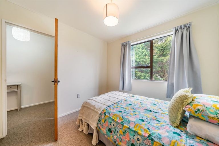 Photo of property in 9 Tregony Place, Camborne, Porirua, 5026