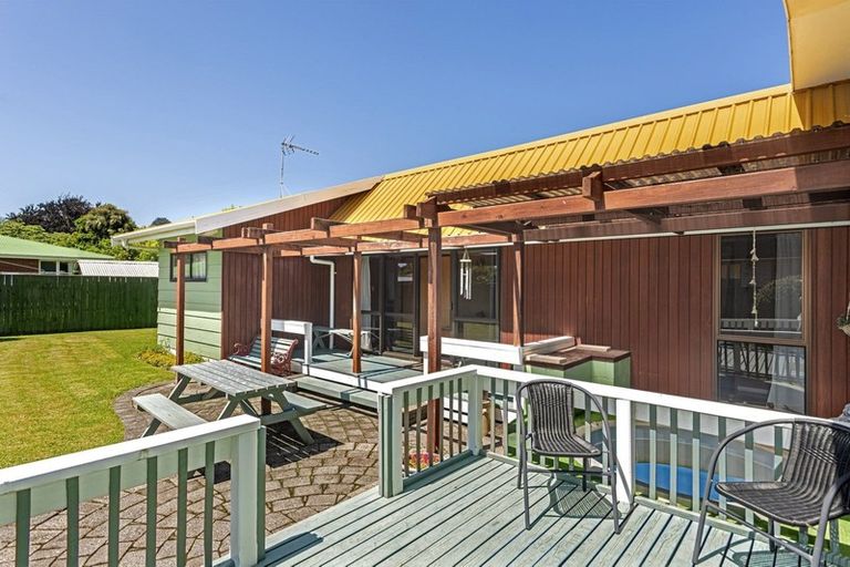 Photo of property in 16 Gardner Place, Inner Kaiti, Gisborne, 4010