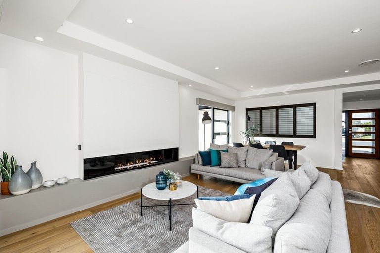 Photo of property in 5 Hillpark Drive, Pokeno, 2402