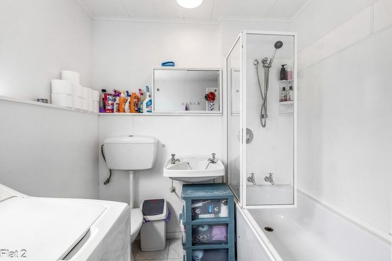 Photo of property in 1/3 Ngaio Gorge Road, Ngaio, Wellington, 6035