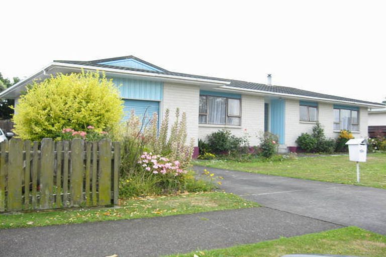Photo of property in 10a Cargill Avenue, Feilding, 4702