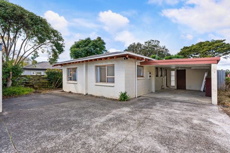 Photo of property in 2/146 Queen Street, Pukekohe, 2120